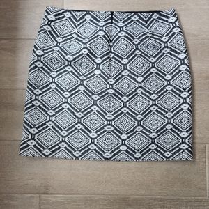 J.Crew Diamond Jacquard Black White Textured Zip Up Pencil Mini Skirt Size 2
